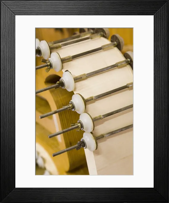 Framed Print : ITALY. Cremona. Luthier's workshop. Making a string instrument. AISA / Everett Collection**US SALES ONLY**