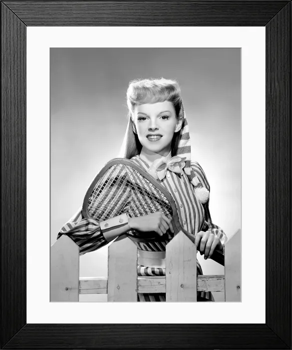 Framed Print : MEET ME IN ST. LOUIS, Judy Garland, 1944 Framed Print : MEET ME IN ST. LOUIS, Judy Garland, 1944