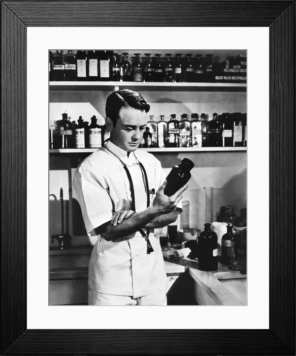 Framed Print : YOUNG DR. KILDARE, Lew Ayres, 1938