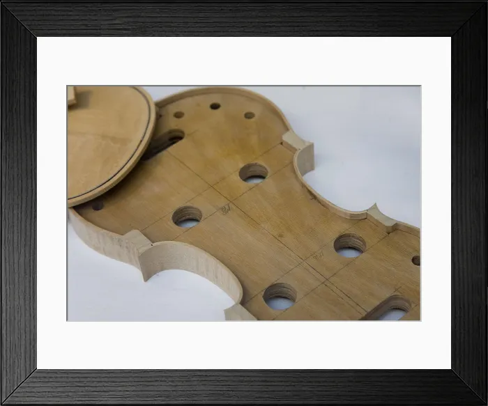 Framed Print : ITALY. Cremona. Luthier's workshop. Making the soundbox of a violin. AISA / Everett Collection**US SALES ONLY**