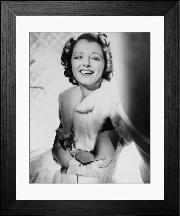 Framed Print : THE YOUNG IN HEART, Janet Gaynor, 1938 Framed Print : THE YOUNG IN HEART, Janet Gaynor, 1938