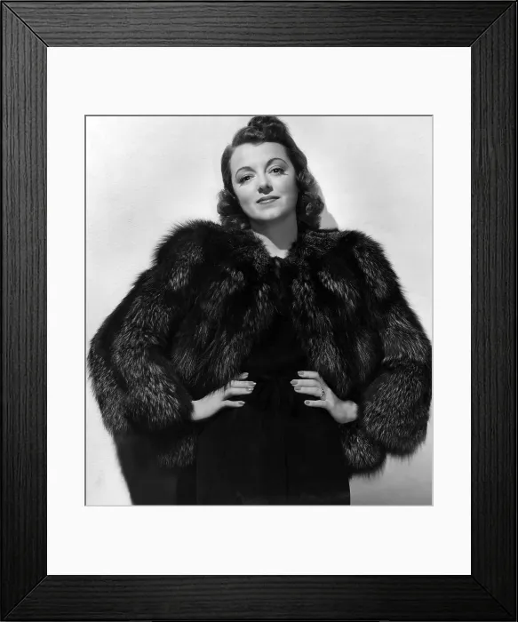 Framed Print : THE YOUNG IN HEART, Janet Gaynor, 1938 Framed Print : THE YOUNG IN HEART, Janet Gaynor, 1938