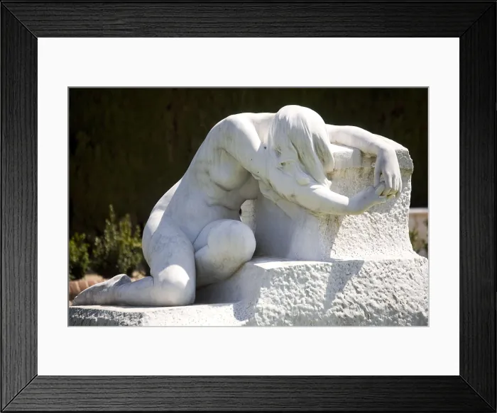 Framed Print : LLIMONA i BRUGUERA, Josep (1864-1934). El Desconsol (Grief). 1903-1907. SPAIN. Barcelona. Ciutadella Park. Modernism. Sculpture on marble