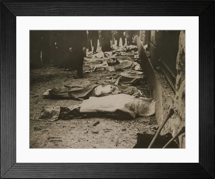 Framed Print : Bodies of some of the 38 people killed in Wall Street bombing of Sept. 16, 1920. Fifty seven others were hospitalized and approx. 400 injured. (BSLOC_2015_15_176)