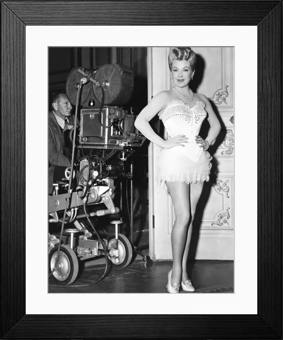 Framed Print : THE MERRY WIDOW, Lana Turner on set, 1952