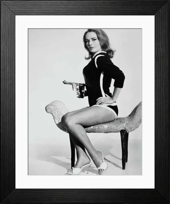 Framed Print : YOU ONLY LIVE TWICE, Karin Dor, 1967