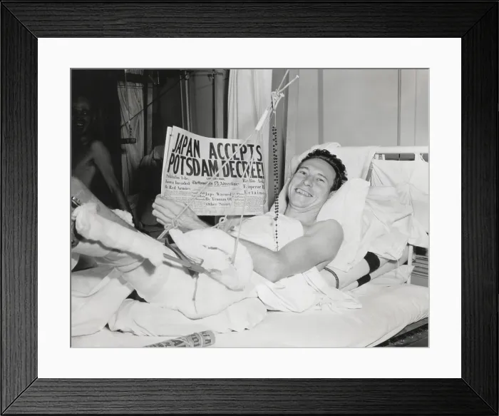 Framed Print : Five days before Japan's final surrender, newspaper headlines announce optimistic signs of peace