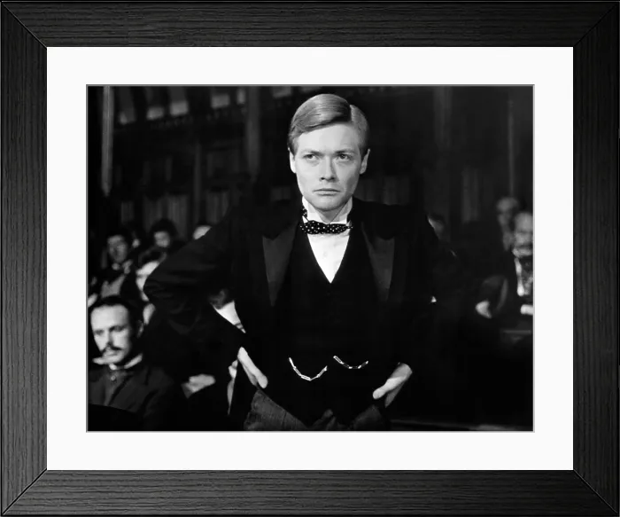 Framed Print : YOUNG WINSTON, Simon Ward, 1972 Framed Print : YOUNG WINSTON, Simon Ward, 1972
