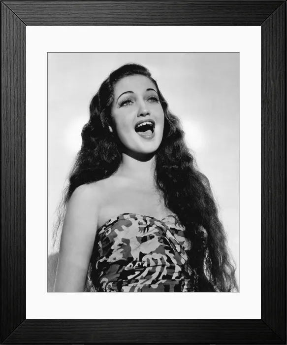 Framed Print : ROAD TO SINGAPORE, Dorothy Lamour, 1940