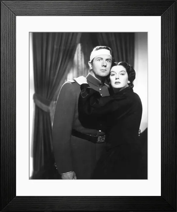 Framed Print : MOURNING BECOMES ELECTRA, from left: Michael Redgrave, Rosalind Russell, 1947 Framed Print : MOURNING BECOMES ELECTRA, from left: Michael Redgrave, Rosalind Russell, 1947