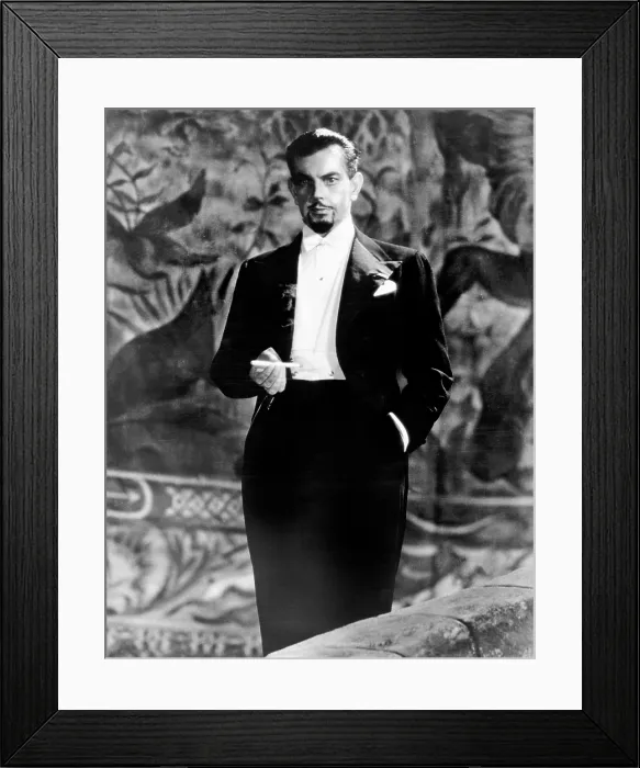 Framed Print : THE MOST DANGEROUS GAME, Leslie Banks, 1932 Framed Print : THE MOST DANGEROUS GAME, Leslie Banks, 1932