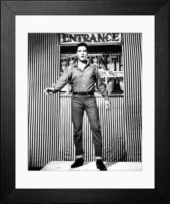 Framed Print : ROUSTABOUT, Elvis Presley, 1964