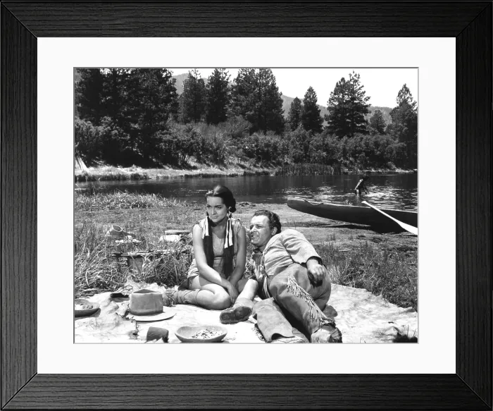 Framed Print : RUN OF THE ARROW, Sarita Montiel, (aka Sara Montiel), Rod Steiger, 1957 Framed Print : RUN OF THE ARROW, Sarita Montiel, (aka Sara Montiel), Rod Steiger, 1957