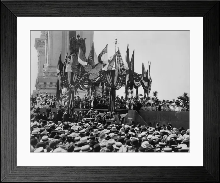 Framed Print : William McKinley delivering Presidents Day address at Pan-American Exposition, Buffalo, N.Y. Sept. 5, 1901