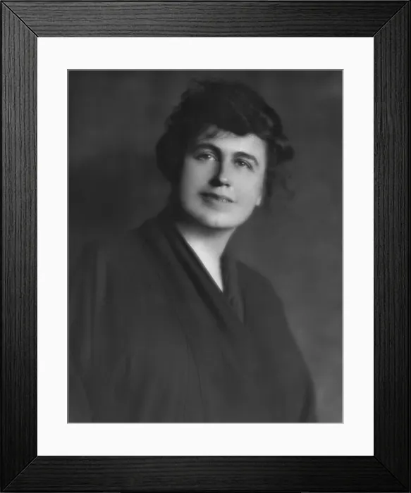 Framed Print : Edith Bolling Galt in Feb. 1915. She was the widow of jeweler Norman Galt, who met widower Woodrow Wilson in March 1915 Framed Print : Edith Bolling Galt in Feb. 1915. She was the widow of jeweler Norman Galt, who met widower Woodrow Wilson in March 1915