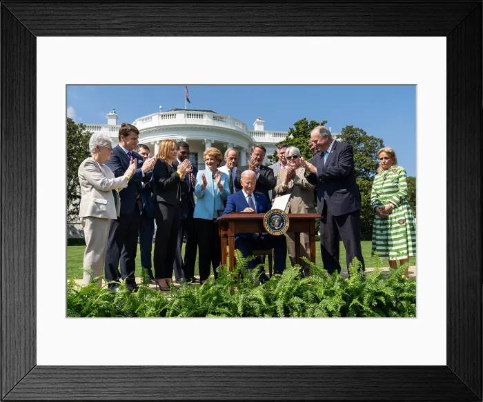 Framed Print : President Joe Biden signs an executive order stating a goal of zero emissions for 50% of all new vehicles sold in 2030, August 5, 2021 (BSLOC_2021_14_25) Framed Print : President Joe Biden signs an executive order stating a goal of zero emissions for 50% of all new vehicles sold in 2030, August 5, 2021 (BSLOC_2021_14_25)