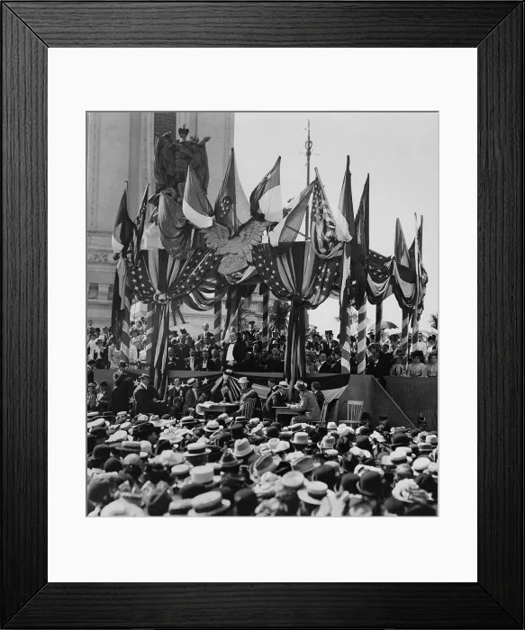 Framed Print : William McKinley delivering Presidents Day address at Pan-American Exposition, Buffalo, N.Y. Sept. 5, 1901