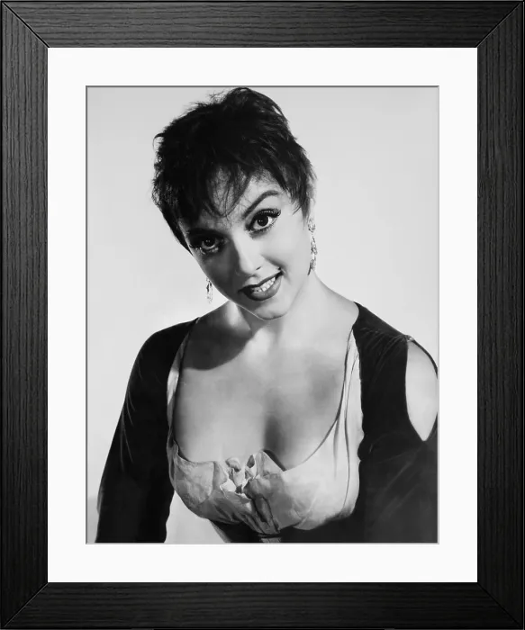 Framed Print : MOONFLEET, Liliane Montevecchi, 1955 Framed Print : MOONFLEET, Liliane Montevecchi, 1955