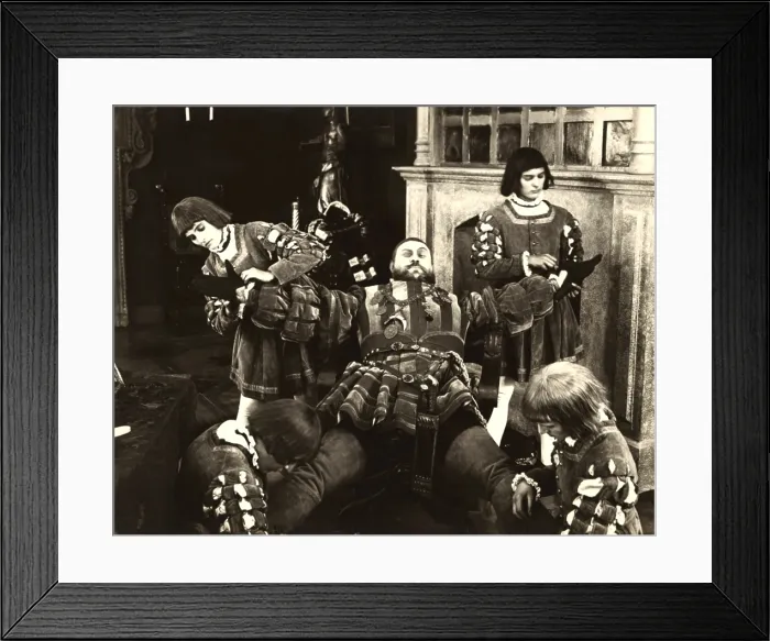 Framed Print : ANNA BOLEYN, (aka ANNE BOLEYN, aka DECEPTION), center: Emil Jannings as Henry VIII, 1920 Framed Print : ANNA BOLEYN, (aka ANNE BOLEYN, aka DECEPTION), center: Emil Jannings as Henry VIII, 1920