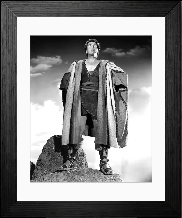 Framed Print : SAMSON AND DELILAH, Victor Mature, 1949 Framed Print : SAMSON AND DELILAH, Victor Mature, 1949