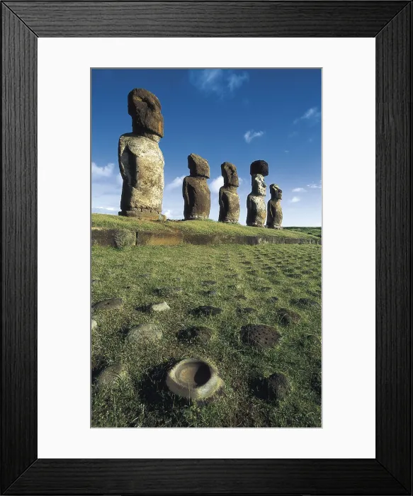 Framed Print : CHILE. VALPARAISO. Ahu Tongariki. Easter Island. Rapa Nui National Park. Moais. AISA / Everett Collection**US SALES ONLY** Framed Print : CHILE. VALPARAISO. Ahu Tongariki. Easter Island. Rapa Nui National Park. Moais. AISA / Everett Collection**US SALES ONLY**