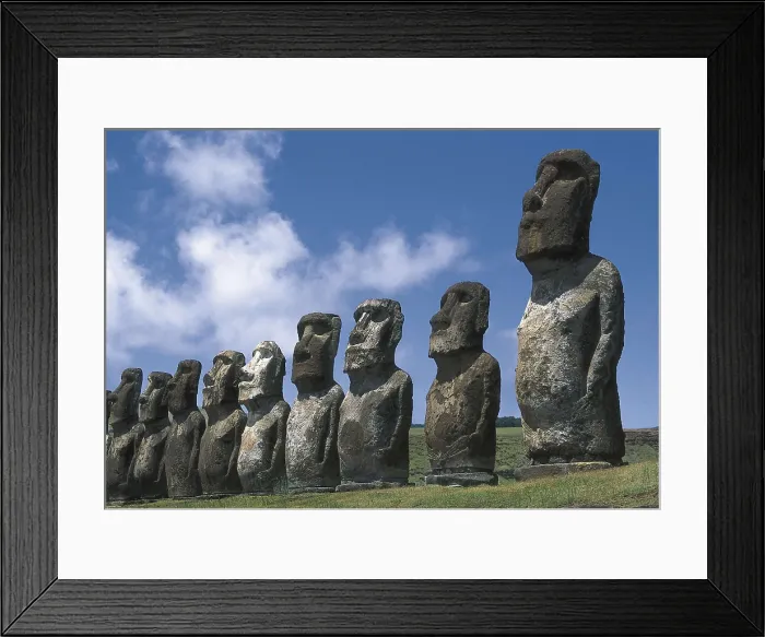 Framed Print : CHILE. VALPARAISO. Ahu Tongariki. Easter Island. Rapa Nui National Park. Moais. AISA / Everett Collection**US SALES ONLY** Framed Print : CHILE. VALPARAISO. Ahu Tongariki. Easter Island. Rapa Nui National Park. Moais. AISA / Everett Collection**US SALES ONLY**