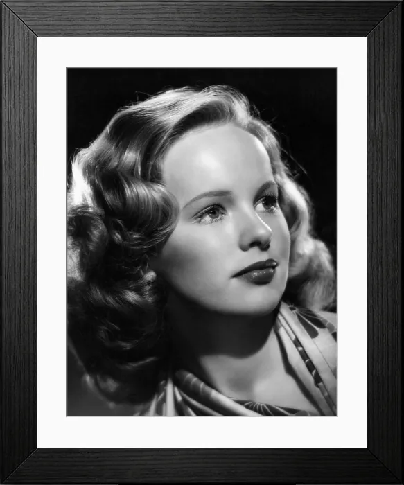 Framed Print : MOSS ROSE, Peggy Cummins, 1947, TM and copyright 20th Century Fox Film Corp. All rights reserved  /  Courtesy: Everett Collection