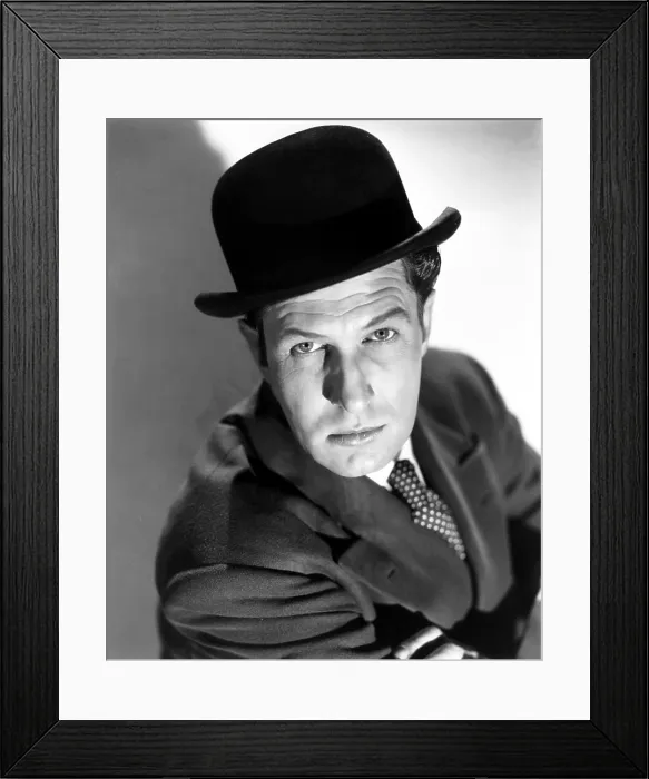 Framed Print : MOSS ROSE, Vincent Price, 1947, TM and copyright 20th Century Fox Film Corp. All rights reserved / Courtesy: Everett Collection