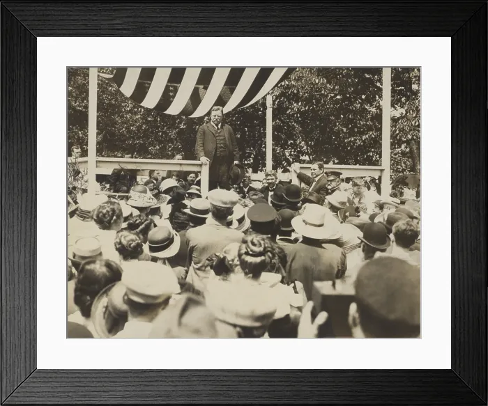 Framed Print : Theodore Roosevelt campaigning for President in New Jersey June or August, 1912