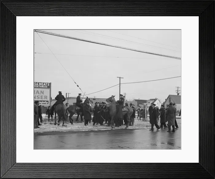 Framed Print : Riot at the Sojourner Truth homes, a new U.S. federal housing project, Detroit, Feb. 1942