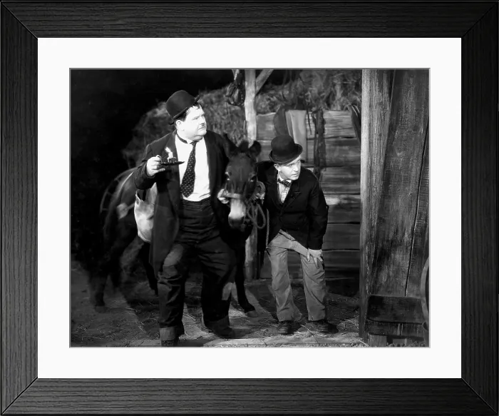 Framed Print : WAY OUT WEST, Oliver Hardy, Stan Laurel [Laurel & Hardy], 1937