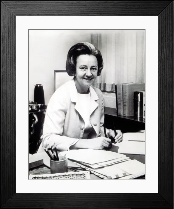 Framed Print : Katherine Meyer Graham, 1966. Courtesy: CSU Archives  /  Everett Collection