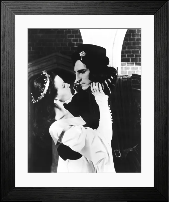 Framed Print : RICHARD III, from left: Claire Bloom, Laurence Olivier, 1955 Framed Print : RICHARD III, from left: Claire Bloom, Laurence Olivier, 1955