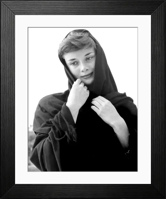 Framed Print : WAR AND PEACE, Audrey Hepburn, 1956 Framed Print : WAR AND PEACE, Audrey Hepburn, 1956