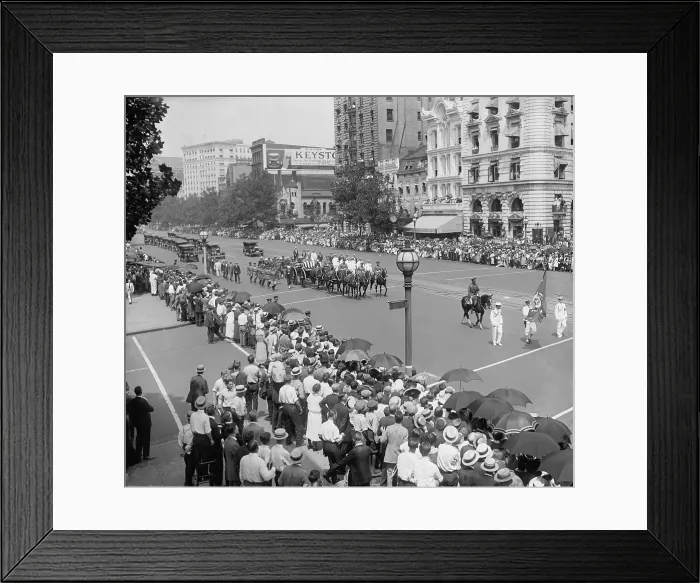 Framed Print : President Warren Harding's funeral procession, Aug. 8, 1923, on Pennsylvania Avenue
