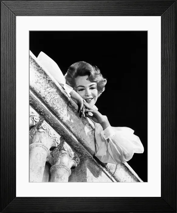 Framed Print : ROMANOFF AND JULIET, Sandra Dee, 1961 Framed Print : ROMANOFF AND JULIET, Sandra Dee, 1961
