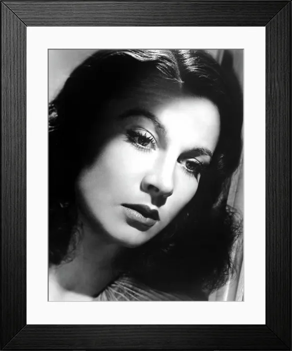 Framed Print : WATERLOO BRIDGE, Vivien Leigh, 1940