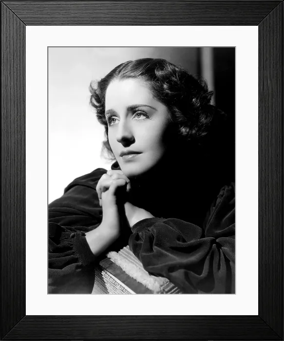 Framed Print : ROMEO AND JULIET, Norma Shearer, 1936 Framed Print : ROMEO AND JULIET, Norma Shearer, 1936
