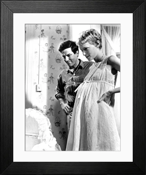 Framed Print : ROSEMARY'S BABY, John Cassavetes, Mia Farrow, 1968