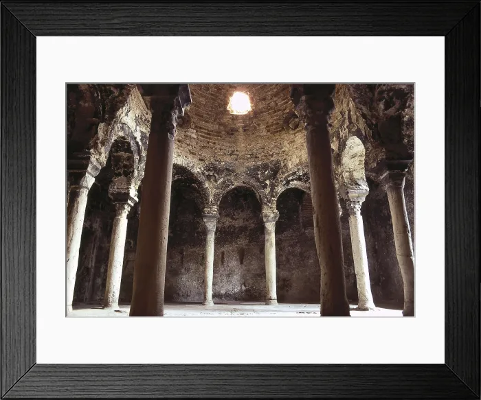 Framed Print : SPAIN. BALEARES. MALLORCA. Palma de Mallorca. Arabian baths (11th c.). Islamic art. Architecture. AISA / Everett Collection**US SALES ONLY** Framed Print : SPAIN. BALEARES. MALLORCA. Palma de Mallorca. Arabian baths (11th c.). Islamic art. Architecture. AISA / Everett Collection**US SALES ONLY**