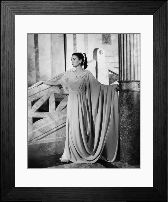 Framed Print : THE ROBE, Jean Simmons, 1953, TM & Copyright 20th Century Fox Film Corp. / courtesy Everett Collection