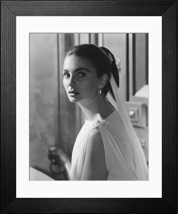 Framed Print : THE ROBE, Jean Simmons, 1953, TM & Copyright 20th Century Fox Film corp. / courtesy Everett Collection Framed Print : THE ROBE, Jean Simmons, 1953, TM & Copyright 20th Century Fox Film corp. / courtesy Everett Collection