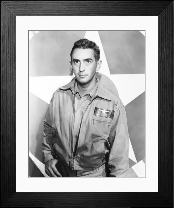 Framed Print : WAKE ISLAND, Macdonald Carey, 1942