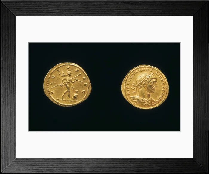Framed Print : Aureo of Aurelian (270-275). Coin minted in Rome. Coin. SPAIN. Madrid. National Museum of Archaeology. AISA / Everett Collection**US SALES ONLY**