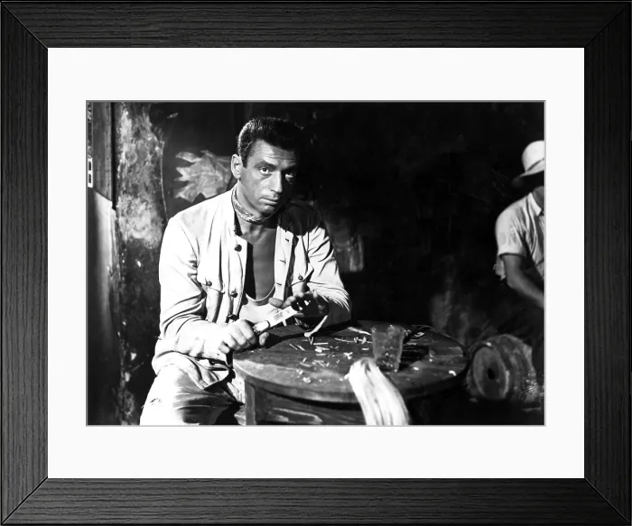 Framed Print : THE WAGES OF FEAR, (aka LE SALAIRE DE LA PEUR), Yves Montand, 1953