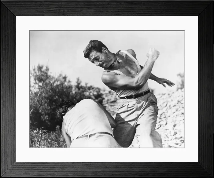 Framed Print : THE WAGES OF FEAR, (aka LE SALAIRE DE LA PEUR), Yves Montand, 1953