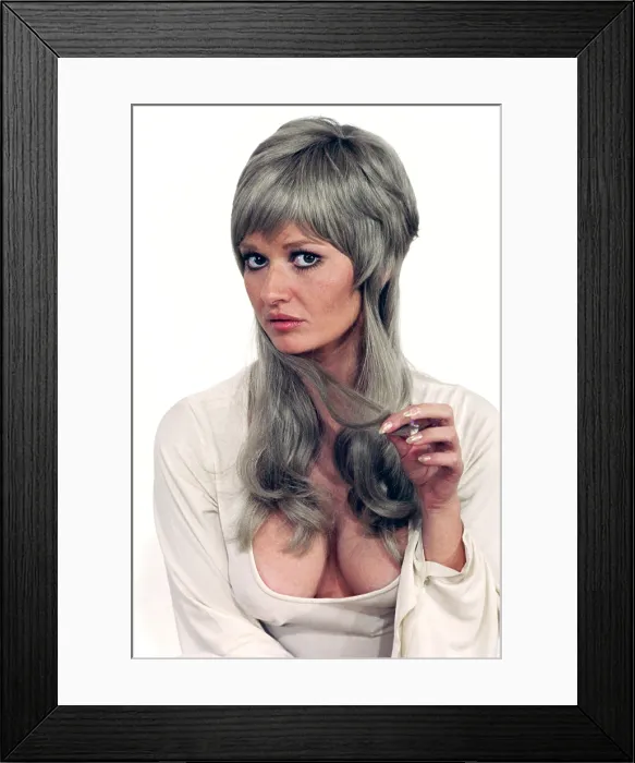 Framed Print : DRACULA A.D. 1972, Stephanie Beacham, 1972 Framed Print : DRACULA A.D. 1972, Stephanie Beacham, 1972