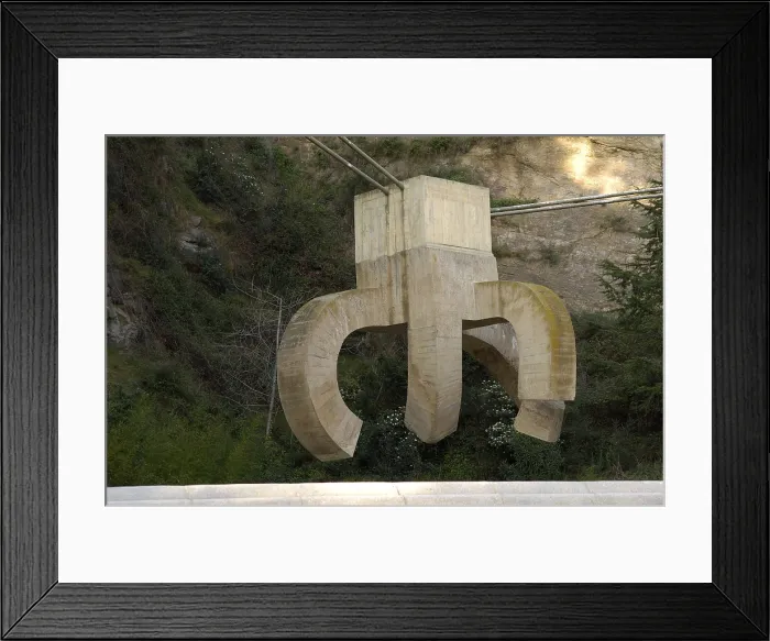 Framed Print : CHILLIDA, Eduardo (1924-2002). Eulogy to Water. 1986. SPAIN. Barcelona. Creueta del Coll Park. AISA / Everett Collection - Image has fine art copyright Framed Print : CHILLIDA, Eduardo (1924-2002). Eulogy to Water. 1986. SPAIN. Barcelona. Creueta del Coll Park. AISA / Everett Collection - Image has fine art copyright
