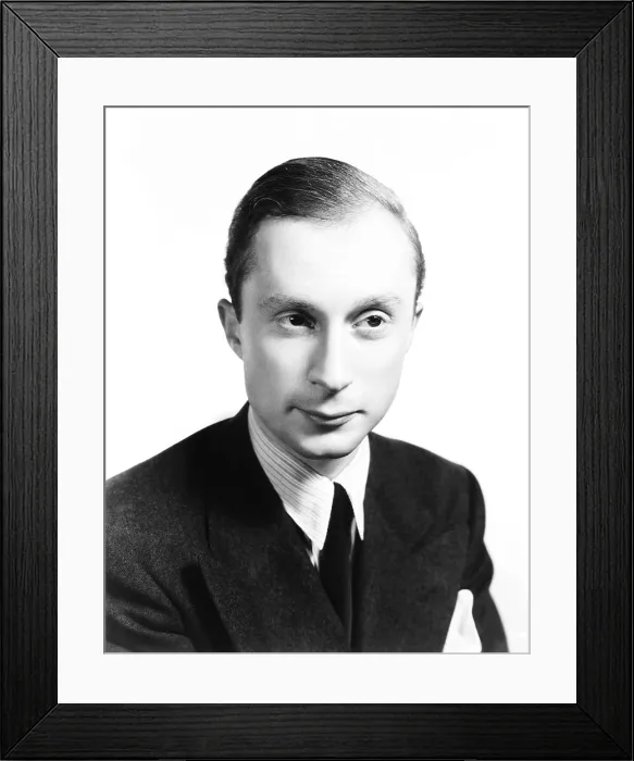 Framed Print : SABOTEUR, Norman Lloyd, 1942