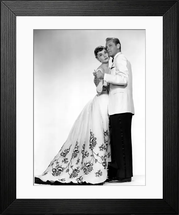 Framed Print : SABRINA, Audrey Hepburn, William Holden, 1954 Framed Print : SABRINA, Audrey Hepburn, William Holden, 1954